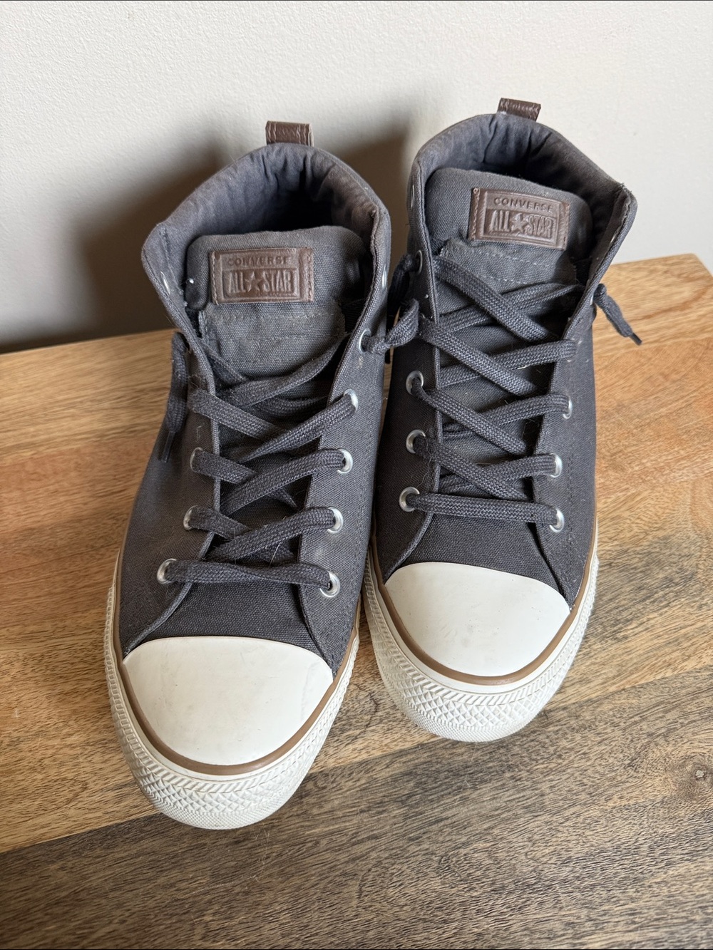 Converse Men’s Gray High-Top Canvas Sneakers with White Toe Cap - Picture 2 of 8